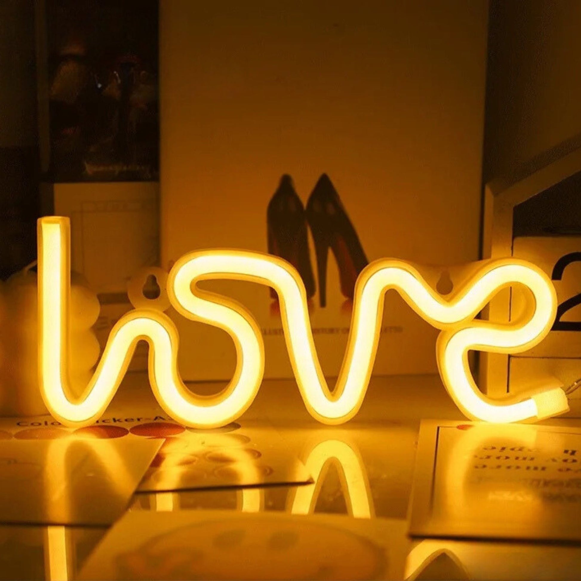 Neon love lumière chaude